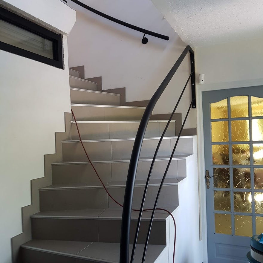 rampe acier escalier intérieur